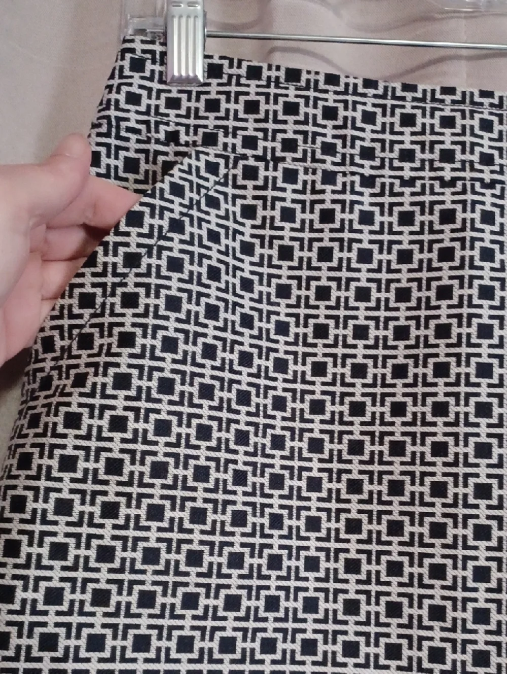 Banana Republic Silk Cotton Blend Geometric Mini Skirt Size 2 Pockets Preppy Mod